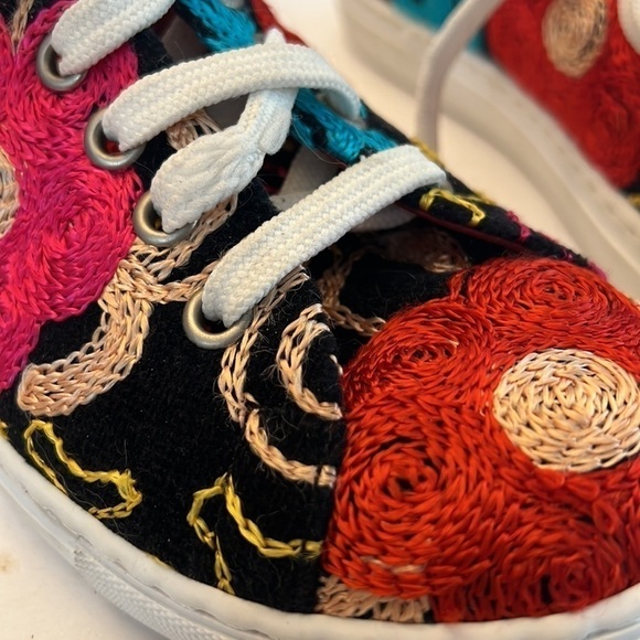 Shans Amsterdam Handcrafted Embroidered Sneakers size 36 - Picture 3 of 15
